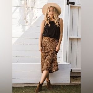 Jackson Rowe magnolia skirt (m)